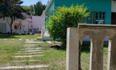 Casa en venta - 5 Dormitorios 3 Baños - Mar de Ajó