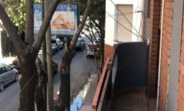 PH en venta - 2 Dormitorios 2 Baños - Lanus