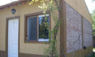 Casa en venta - 3 Dormitorios 2 Baños - Mendoza