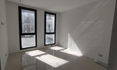 Departamento 2 amb con Balcon a la Calle