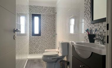 Muy lindo departamento . Edificio moderno con amenities!!!