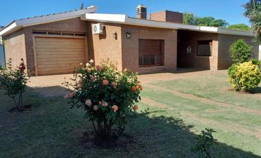 Casa en venta  3 Dormitorios 1 Baño - Cochera - 670Mts2 - San Antonio, Córdoba