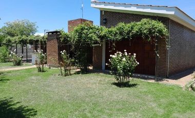 Casa en venta  3 Dormitorios 1 Baño - Cochera - 670Mts2 - San Antonio, Córdoba