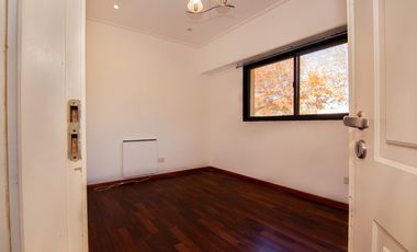 VENTA | Importante Casa de 3 dormitorios en Los Alamos Country Club, Ibarlucea.