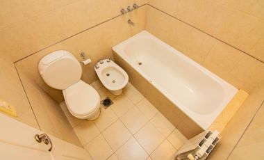 VENTA | Importante Casa de 3 dormitorios en Los Alamos Country Club, Ibarlucea.