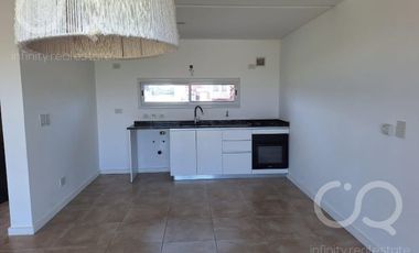 Venta Casa Área 1 San Sebastián Pilar Escobar