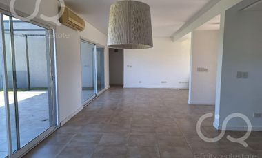 Venta Casa Área 1 San Sebastián Pilar Escobar