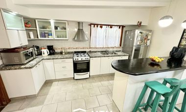 Casa en Venta Granadero Baigorria.