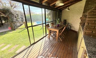 Casa en Venta Granadero Baigorria.