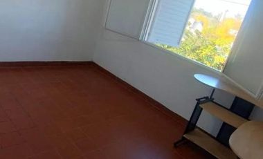 Casa en venta - 2 Dormitorios 1 Baño - Coronel Vidal