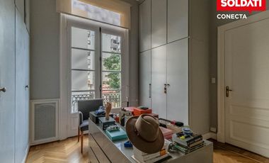 Departamento de 6 dormitorios estilo Frances en Venta - Retiro