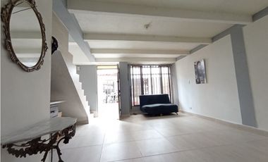 SE ALQUILA CASA EN VILLA DEL PRADO NORTE DE LA CIUDAD DE CALI