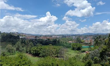 Se Arrienda y/o Vende Apartamento en Colinas de Alcaravanes Marinilla
