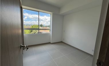 Se Arrienda y/o Vende Apartamento en Colinas de Alcaravanes Marinilla