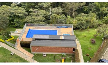 Apartamento para la venta en unidad cerrada en San Antonio de Pereira