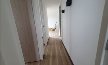 Venta apartamento en cerritos Pereira/ 13 Piso. zona valorizada