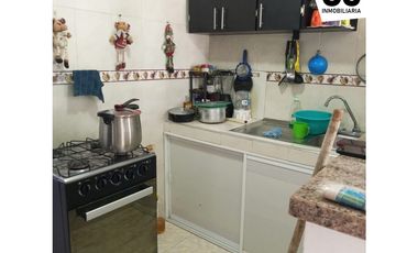 Se vende casa de 2 pisos Urbanización Terranova 2 - Soledad