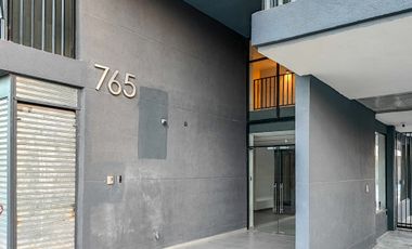 Av. Colón Sur 765 (1 Est /1 Bod) [2410-1]