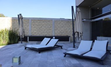 PENTHOUSE EN RENTA EN TORRE ARTEMA, ZONA ANGELÓPOLIS