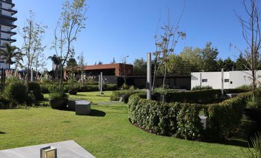 PENTHOUSE EN RENTA EN TORRE ARTEMA, ZONA ANGELÓPOLIS