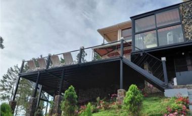 VENTA Y ALQUILER CASA  ALTOS DEL MARIA 1359M2 CON TERRAZA Y PISCINA CV