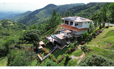 VENTA Y ALQUILER CASA  ALTOS DEL MARIA 1359M2 CON TERRAZA Y PISCINA CV