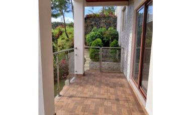 VENTA Y ALQUILER CASA  ALTOS DEL MARIA 1359M2 CON TERRAZA Y PISCINA CV