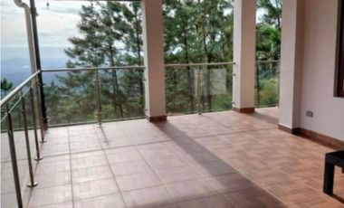 VENTA Y ALQUILER CASA  ALTOS DEL MARIA 1359M2 CON TERRAZA Y PISCINA CV