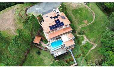 VENTA Y ALQUILER CASA  ALTOS DEL MARIA 1359M2 CON TERRAZA Y PISCINA CV