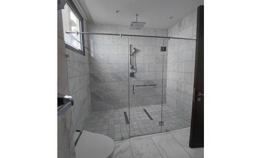 SE ALQUILA  APARTAMENTO EN PUNTA PAITILLA CON LINEA BLANCA