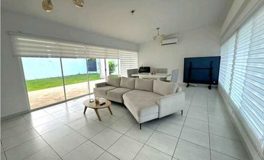Alquiler de Casa en PH Paradise Point, Coronado
