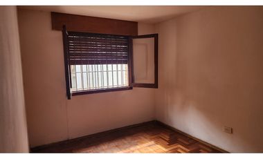 Alquilo Casa 2 dormitorios Barrio Los Paraísos