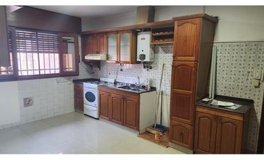 Alquilo Casa 2 dormitorios Barrio Los Paraísos