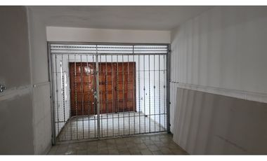 Alquilo Casa 2 dormitorios Barrio Los Paraísos