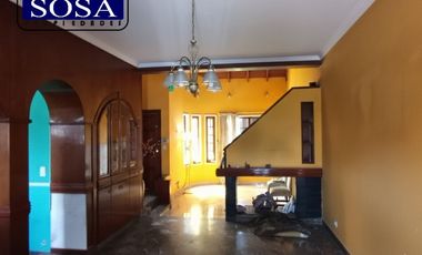 Casa en Gonzalez Catan Centro Calle Derossi (ex Tranway) Nº 565