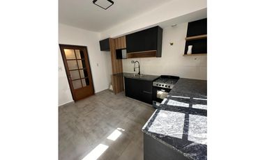 VENTA PH 4 AMBIENTES RECICLADO