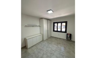 VENTA PH 4 AMBIENTES RECICLADO