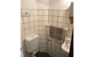 OPORTUNIDAD VENTA 6 AMBIENTES CON PATIO A METROS DE AV MARTNEZ