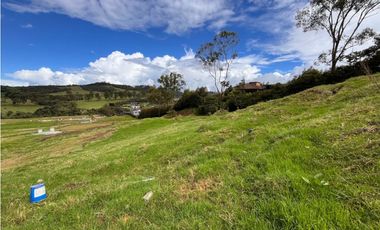 LOTE A LA VENTA EN ENVIGADO ALTO DE LAS PALMAS EN UNIDAD CERRADA 029