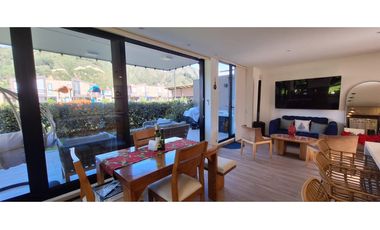 Casa campestre en venta en Conjunto Club House Cota