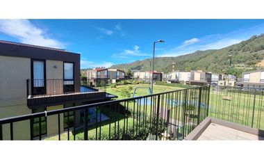 Casa campestre en venta en Conjunto Club House Cota