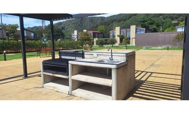 Casa campestre en venta en Conjunto Club House Cota