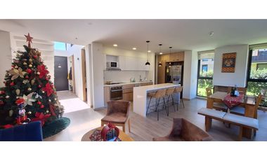 Casa campestre en venta en Conjunto Club House Cota