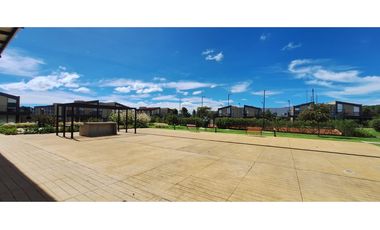 Casa campestre en venta en Conjunto Club House Cota