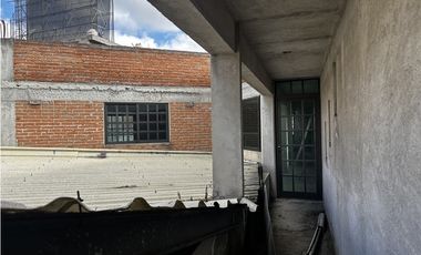 ESQUINA COMERCIAL EN RENTA CERCA DE LA ESTACIÓN PINO SUREZ DEL TREN