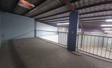 LOCAL LOS CAVAZOS SANTIAGO VENTA