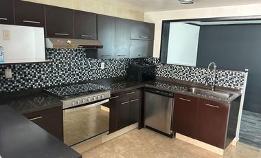 CASA EN VENTA A 5 MIN DE SATÉLITE RECIÉN REMODELADA