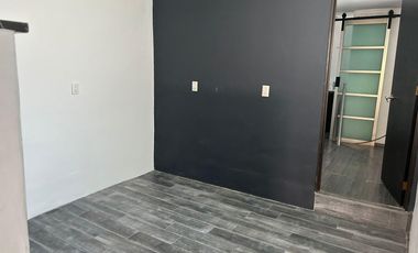 CASA EN VENTA A 5 MIN DE SATÉLITE RECIÉN REMODELADA