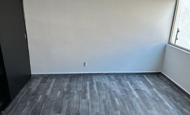 CASA EN VENTA A 5 MIN DE SATÉLITE RECIÉN REMODELADA