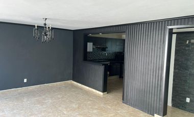 CASA EN VENTA A 5 MIN DE SATÉLITE RECIÉN REMODELADA